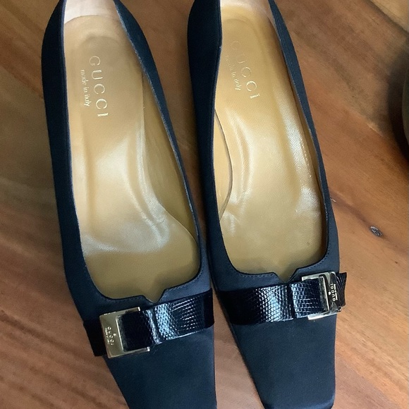 Gucci Black Pony Hair Pumps - Picture 6 of 11